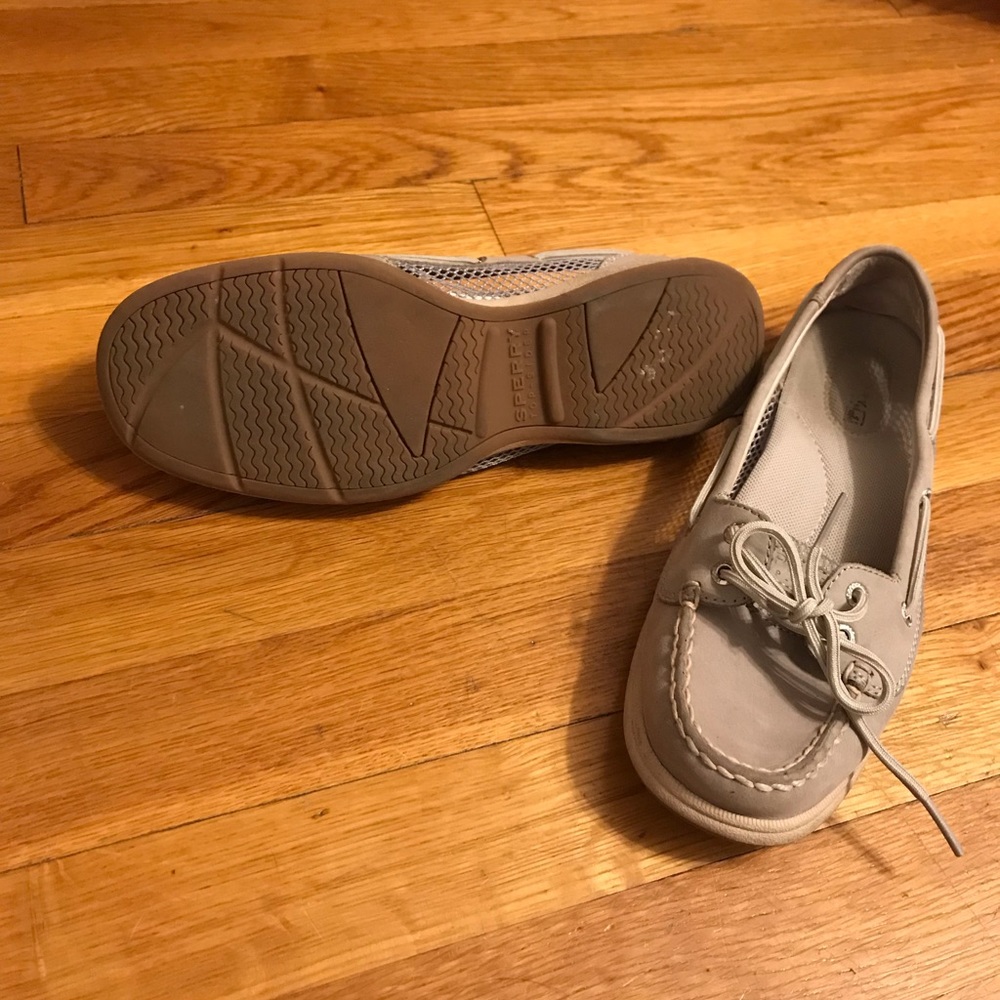 Women’s Sperry Topsiders